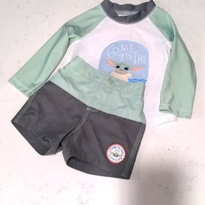 Baby Gap Star Wars 12-18 months baby Yoda boy swimsuit set